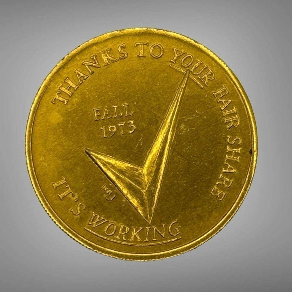 VINTAGE 1973 MARDIS GRAS COIN